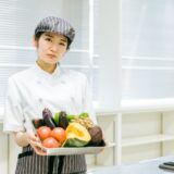 【飲食バイト】廃棄食材を持って帰ることは可能？食費を浮かしたい人必見！